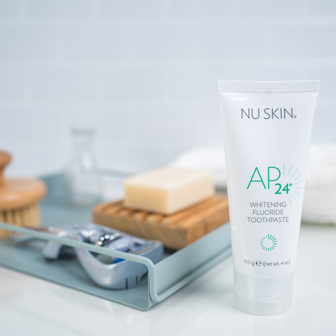nu-skin-ap-24-whitening-fluoride-toothpaste-product-image (23)