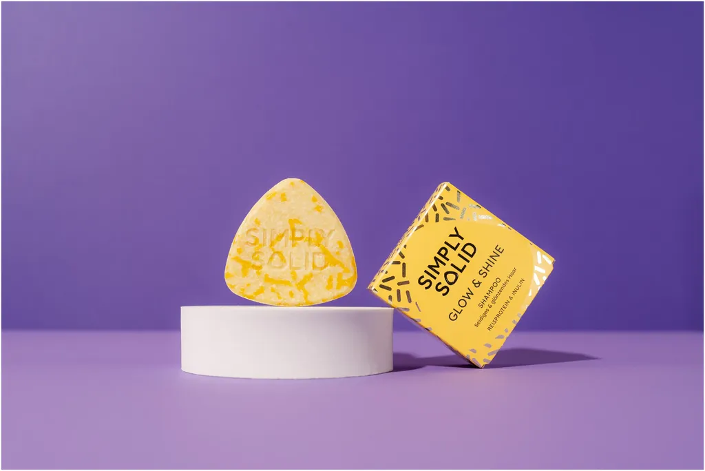 Simply Solid Glow and Shine Shampoo