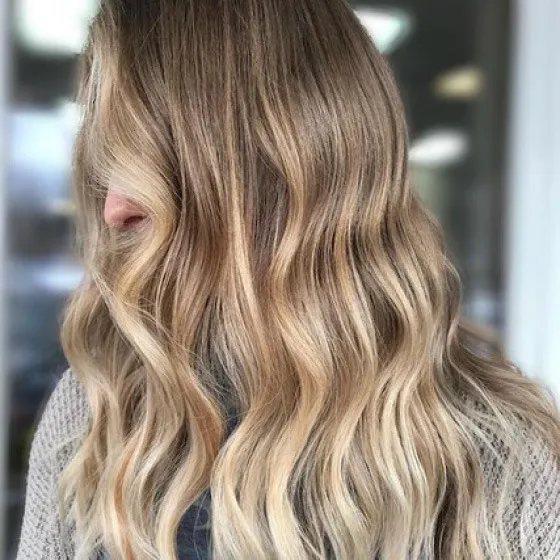 Dunkles Buttertoffee Blond