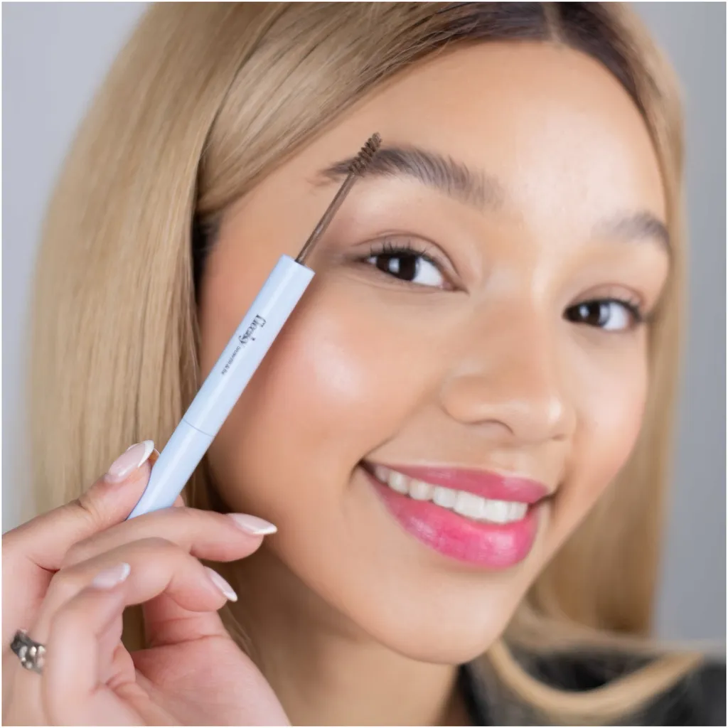 Fleeky Brow Fill & Fix